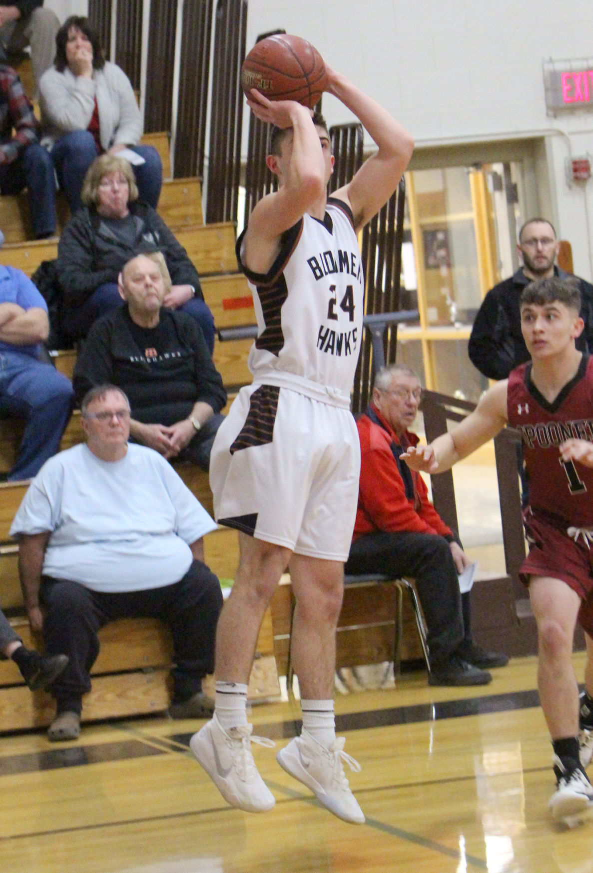 Spooner at Bloomer boys basketball 3-3-20